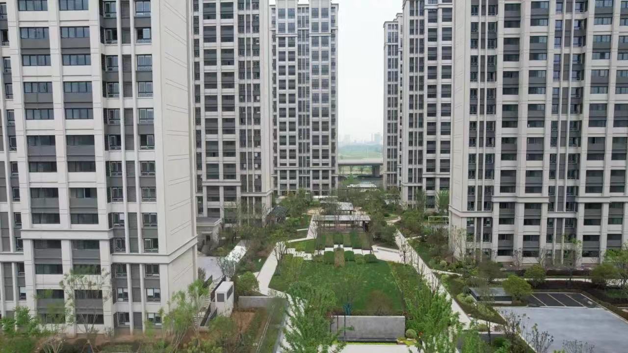 交通方便、配套齐全，824套保险房即将交付！